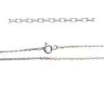 Närbild av Ankarkedja 1,2mm Halskedja 38-50cm, en delikat silverkedja med ovala länkar, visad som en enkel tråd och upprullad, med ett runt fjäderlås.