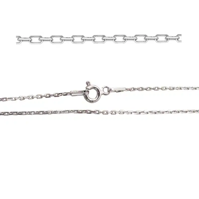 Närbild av Ankarkedja 1,2mm Halskedja 38-50cm, en delikat silverkedja med ovala länkar, visad som en enkel tråd och upprullad, med ett runt fjäderlås.