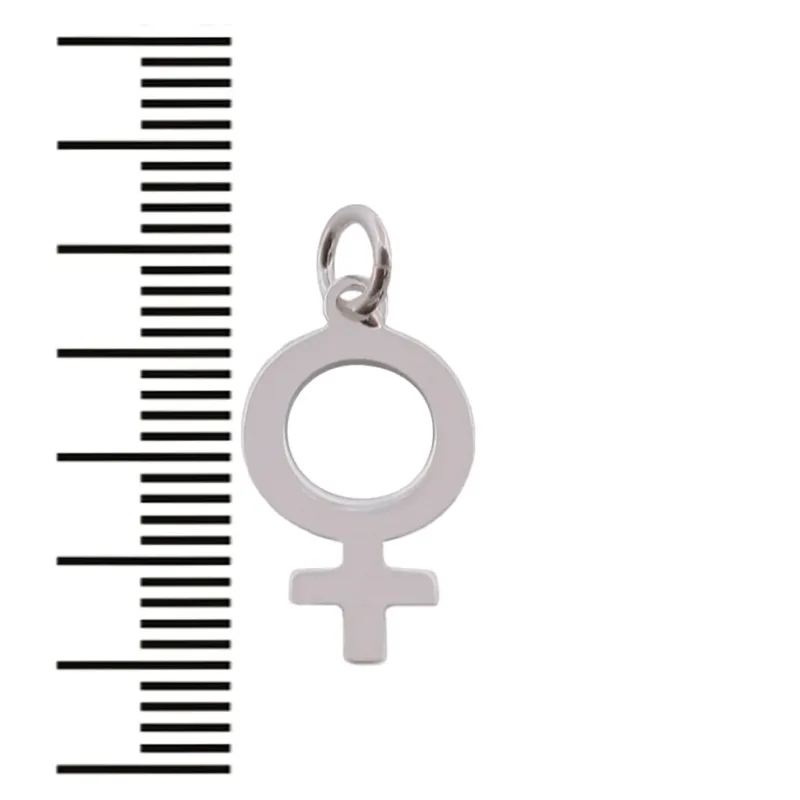 Silverberlock Kvinnosymbol, en silverfärgad berlock med Venus-symbol och ögla upptill, visas bredvid en svartvit måttskala på vit bakgrund.