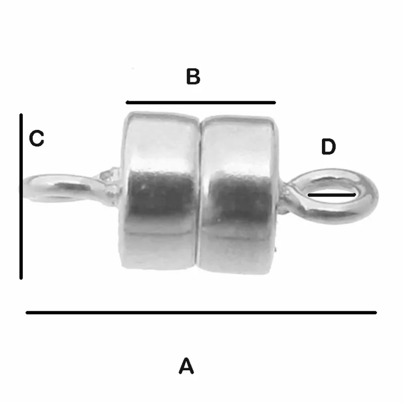 Magnetlås sterlingsilver: Cylindriskt magnetlås i silver med öglor i vardera änden, visas horisontellt. Måtten är märkta med A (full längd), B (kroppslängd), C (höjd) och D (öglans bredd).