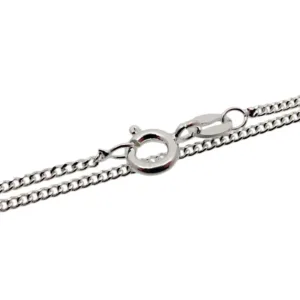 Närbild av Hallmark kvalitetslänk ca 4x5mm silverhalsband med kedja, med både fjäderringlås och karbinlås på ändarna.