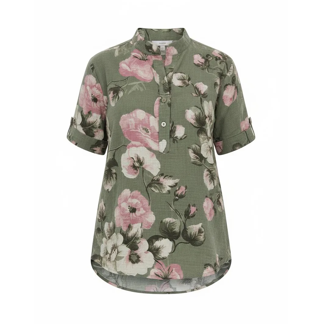 Militärgrön blus med rosa blommor